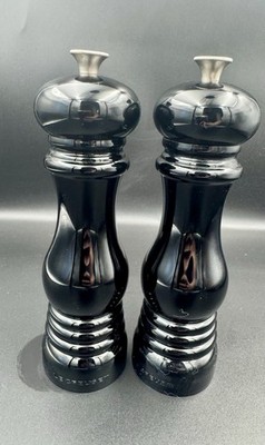 Le Creuset Black Onyx Salt & Pepper Mill Set 8  Glossy Black Grinder Pair