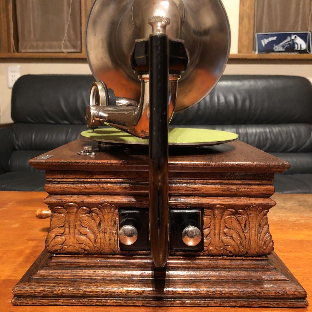 German HMV G&T Monarch Clapper Gramophone Victor Museum