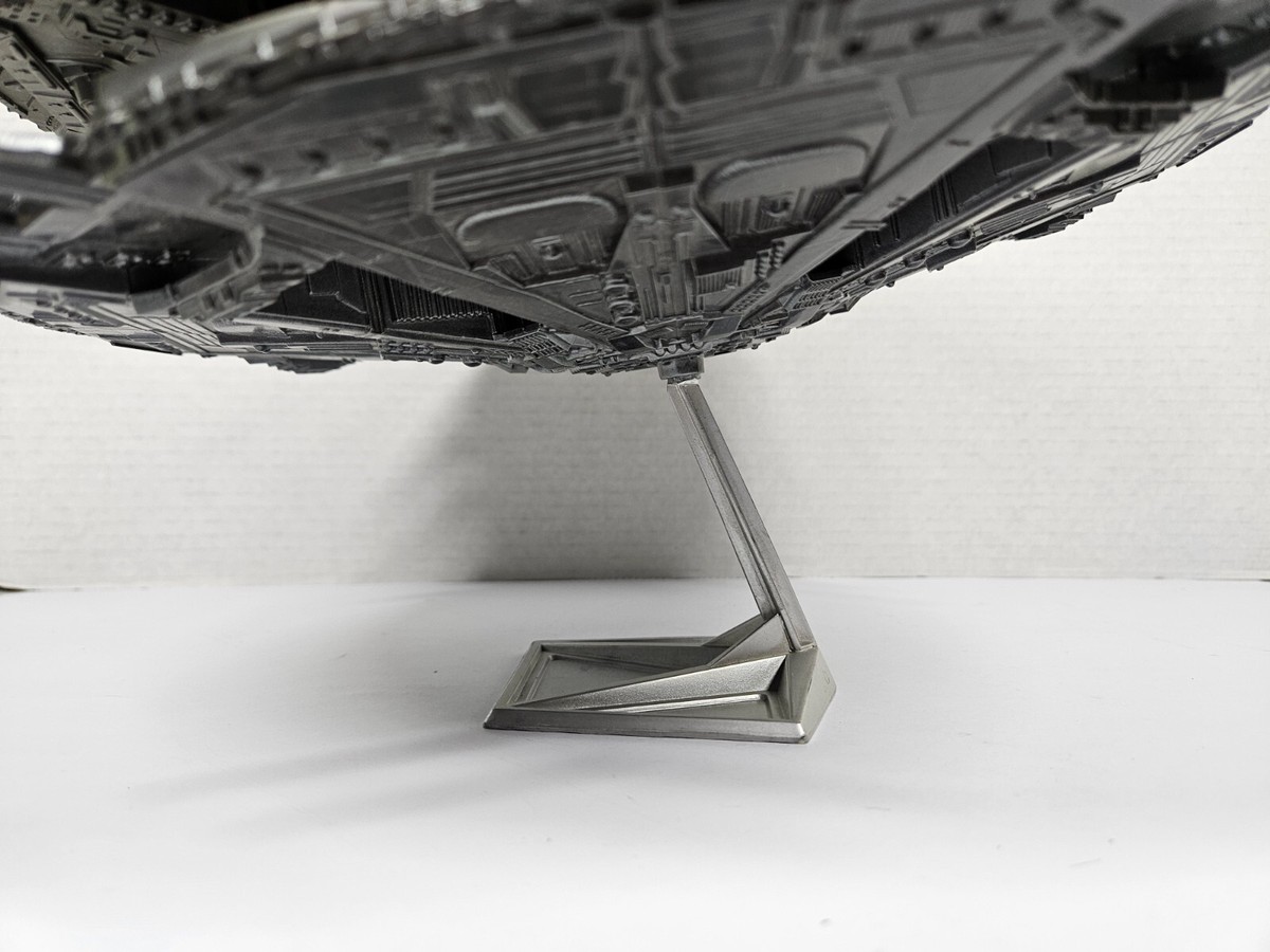 MONOGRAM 1978 MODEL KIT BATTLESTAR GALACTICA CYLON BASE STAR BUILT