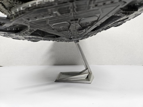 MONOGRAM 1978 MODEL KIT BATTLESTAR GALACTICA CYLON BASE STAR BUILT AND PAINTED - Picture 8 of 23