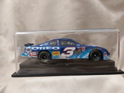 REVELL -OREO RITZ -2002 MONTE CARLO  -  1:24
