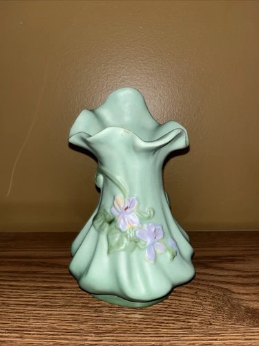 Vintage Weller Pottery Wild Rose Dogwood Pulpit Vase Green