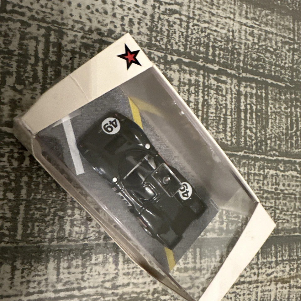 bizarre 1/43 - Image 2 of 3