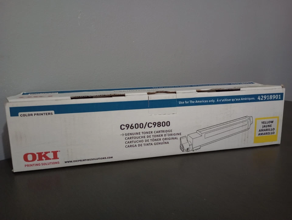 OKI YELLOW C9600/C9800 OEM Toner Cartridge P/N 42918901 UPC 0 5185135265 7 NIB - Image 2 of 4
