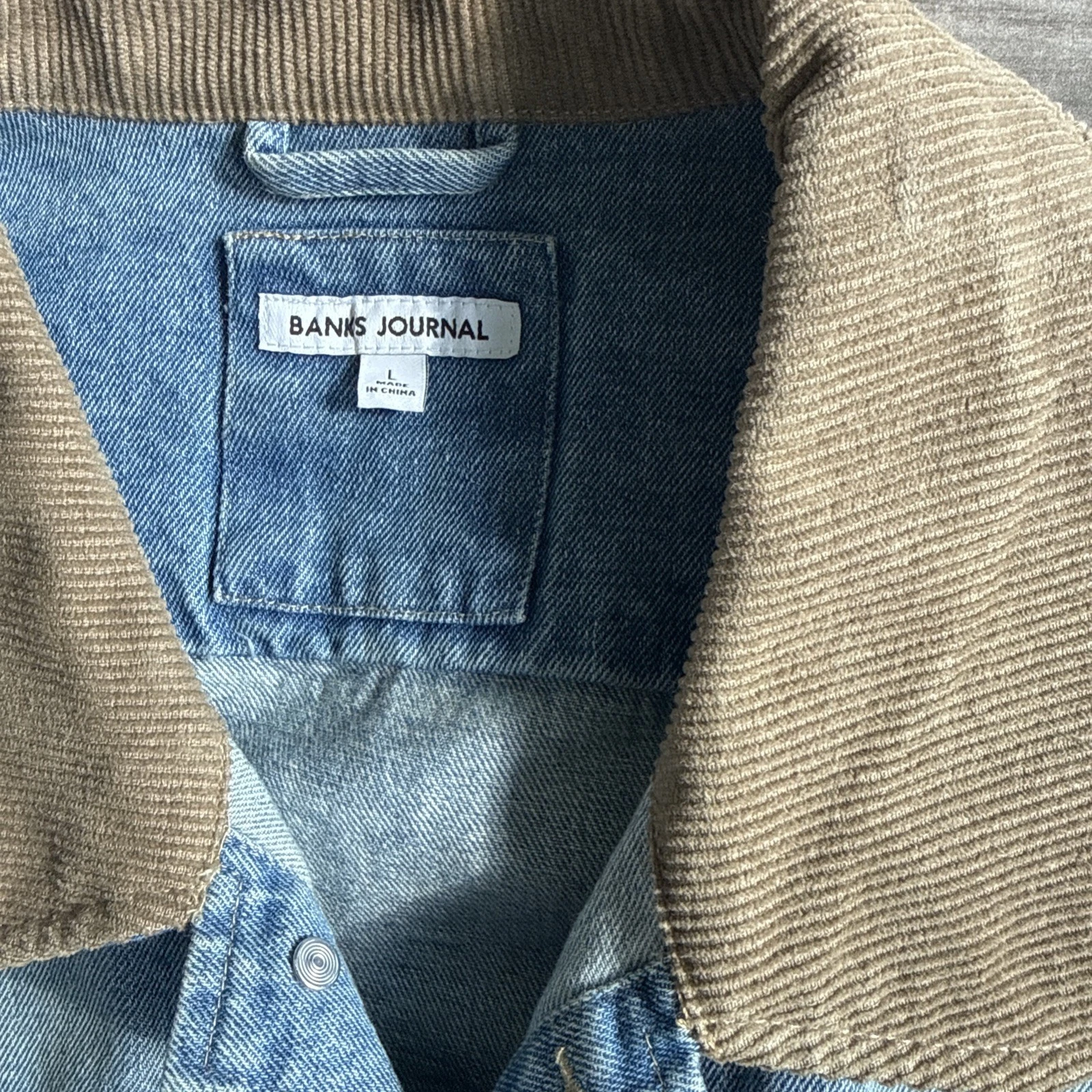 Banks Journal Denim Jacket Size Large Corduroy Collar Vintage Fade - product detail image 2