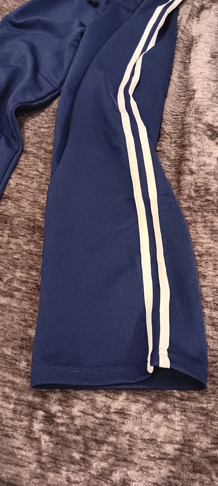 Pantalones deportivos vintage para niñas sin límites - azul marino con rayas blancas Foto 4 de 4