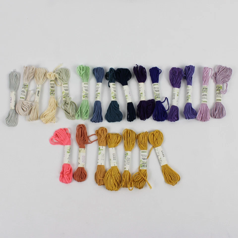 100% Silk Thread for Embroidery 22 Pieces, 9 Colors 5m Pull Skeins - Image 2 of 4