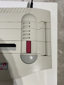 Solo console Amstrad Gx4000 - si accende (non testata) buone condizioni pulita 