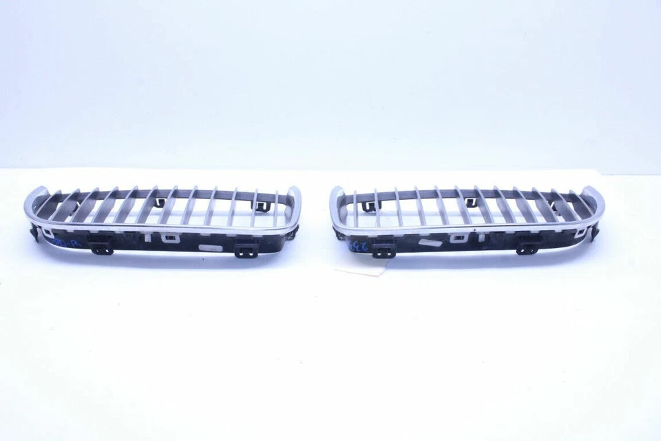 2006-2008 BMW 325i 328i 330i 335i Front Bumper Grille Right Left Pair OEM Used Foto 3 de 4
