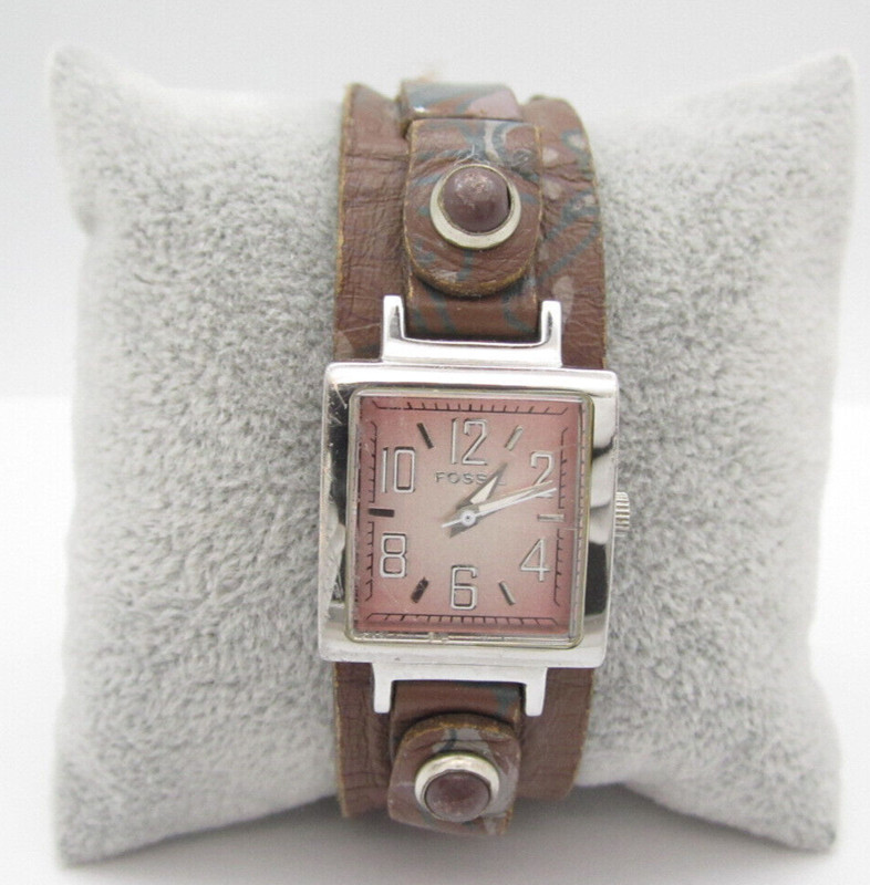 Women Fossil Quartz WR Analog 22mm Dial Tank Style Watch (H22) "Untested"