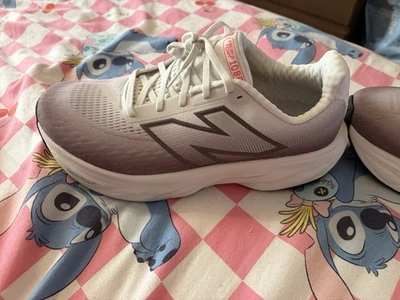 New Balance Fresh Foam x 1080 V14 Size 9 Wide Fit Brand New In Box - Image 1 of 4
