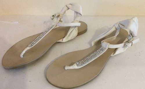 Ladies ATMOSPHERE Toe Pole Buckle Light Cream Sandals U.K. 7 Diamantés FREE P&P - Picture 2 of 9