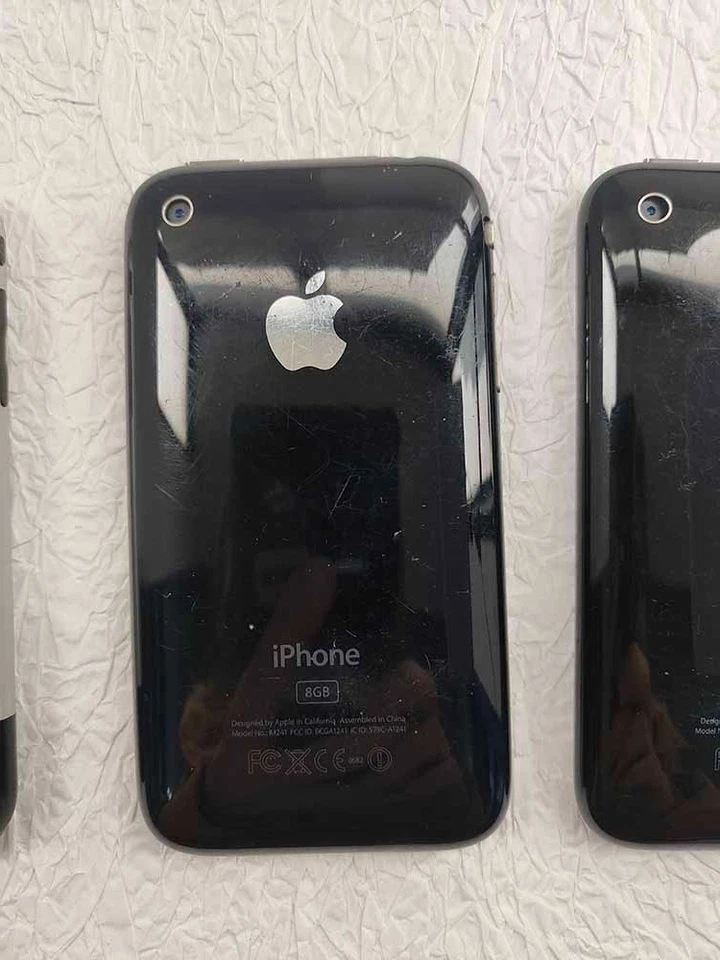 Teléfono móvil desbloqueado 3 piezas Apple iPhone 2G 3G 3GS 8GB BUENO para colección Foto 3 de 4