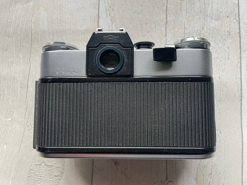 Zenit E analoge Spiegelreflexkamera 35 mm mit Objektiv und Tasche - Bild 4 von 9