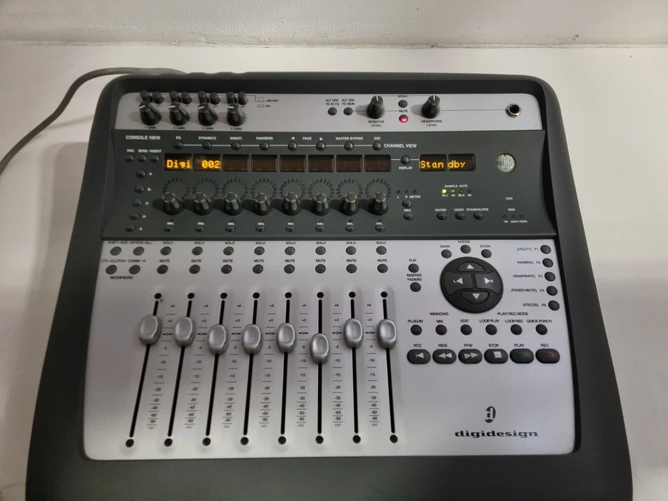 Digidesgin DIGI 002 - Digital Audio Interface Console - power Tested - Image 2 of 4