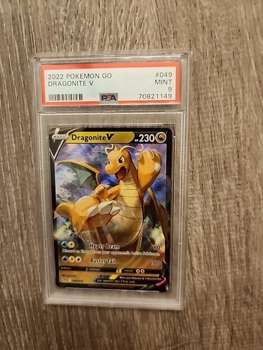 2022 POKEMON GO #049 DRAGONITE V PSA 9