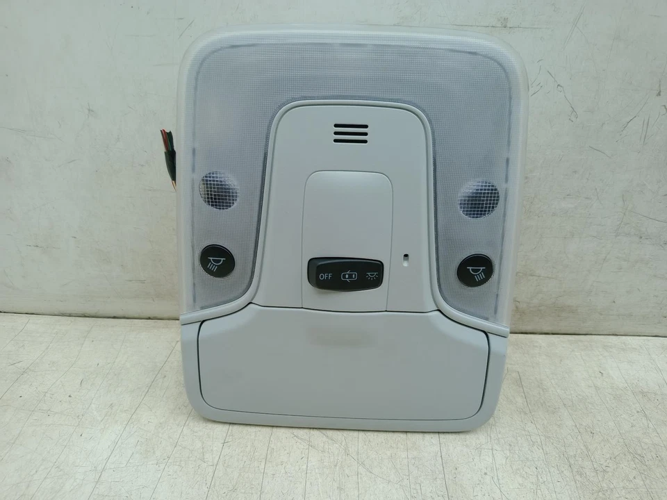 TOYOTA PRIUS PHV COURTESY LIGHT INTERIOR ROOF 8120847070B0 MK4 2019 - 2021 - Image 2 of 4