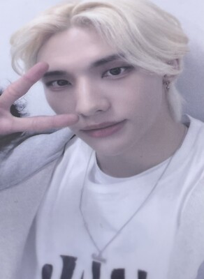 Stray Kids Hyunjin ODDINARY Maniac Soundwave Lucky Draw Photocard