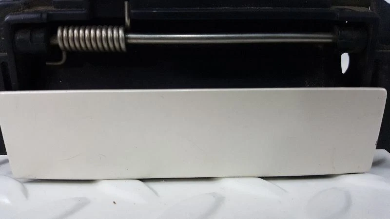 Manija puerta exterior pasajero trasero audi a6 quattro 96-99 Foto 2 de 4