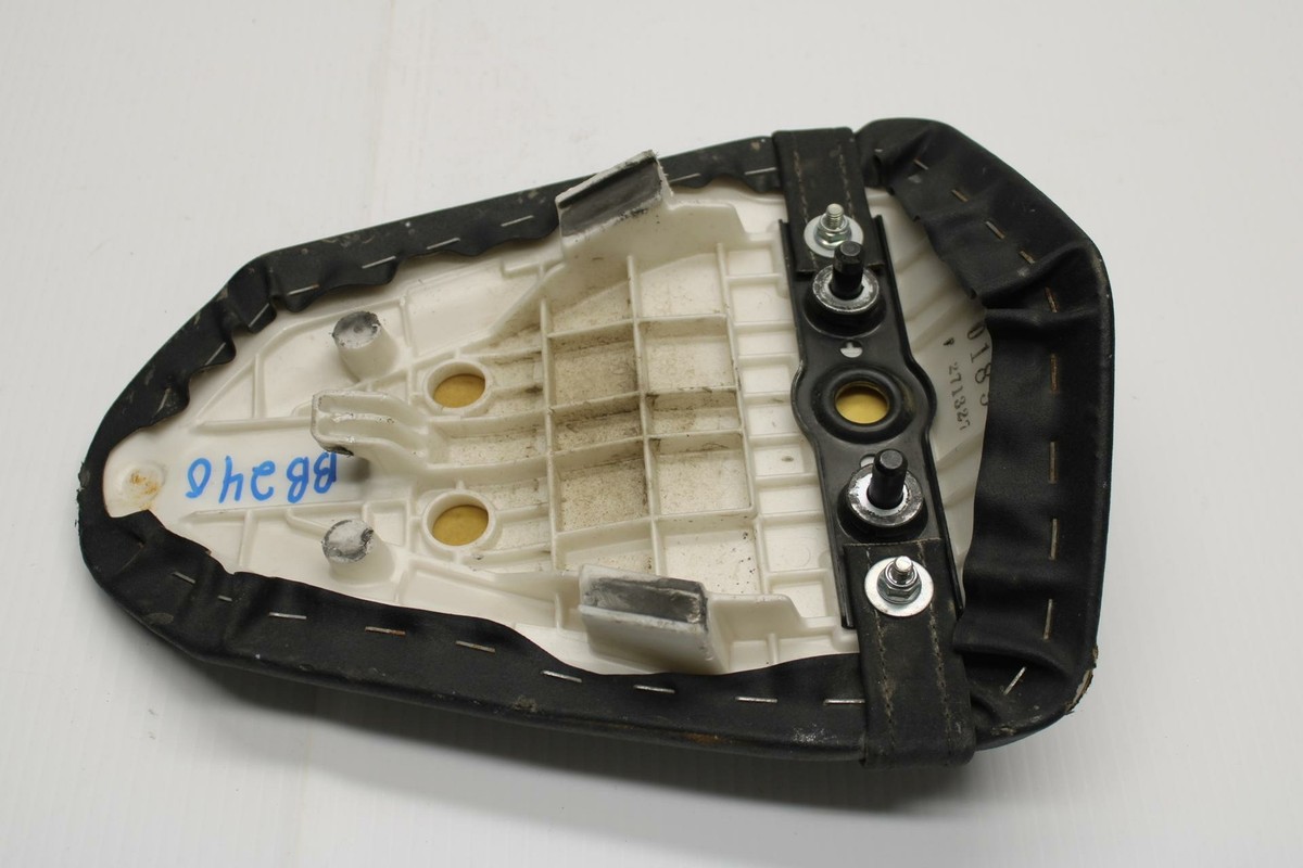 seri 13-18 KAWASAKI NINJA ZX6R REAR BACK PASSENGER TANDEM SEAT PAD