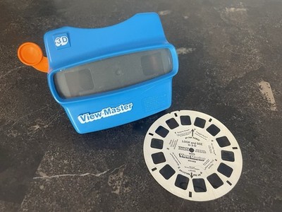 View Master 3D Blue Classic Viewer With Demo Preview Reel Mattel Vintage 1985