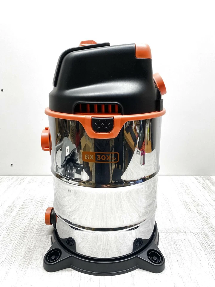 Aspirador industrial BLACK DECKER BXVC30XT 3,2KW B-WARE - Imagen 4 de 4