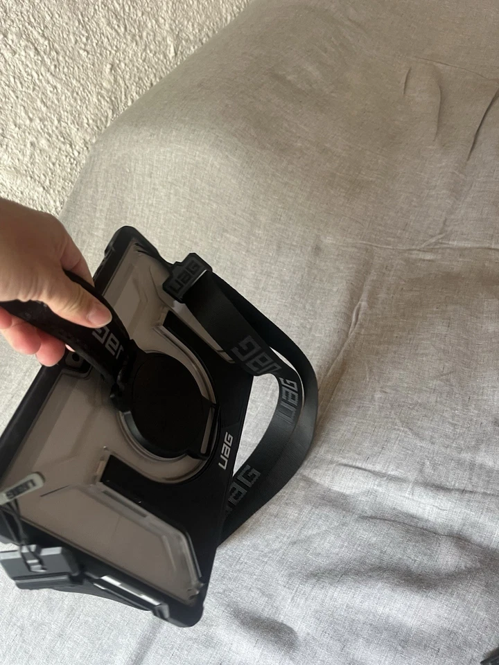 Microsoft Surface Tablet Touch mit abnehmbarer Tastatur - Bild 4 von 4