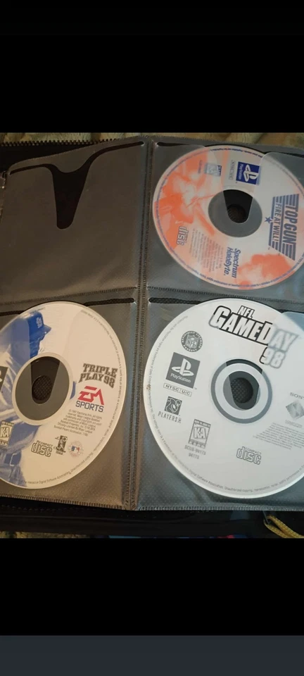 Lote de juegos PS1 probados sueltos con manuales. Resident Evil, Tekken, Crash  Foto 4 de 4