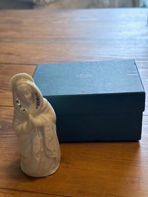 Vintage Lenox China Jewels Virgin Mary Porcelain Ivory Holiday Nativity Figurine