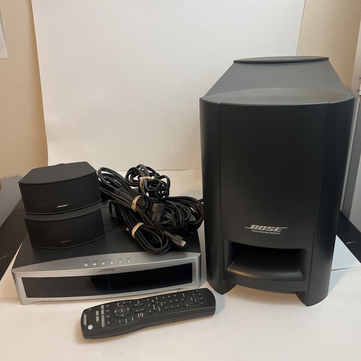 Bose 321 Series III Sub Woofer , Remote Speakers AV3-2-1 II Bose 321 Series III Sub Woofer , Remote Speakers AV3-2-1 II