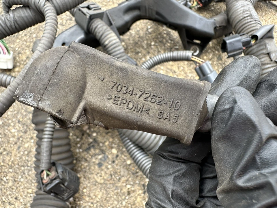 LEXUS IS250 2006-2008 2,5 L 4 CILINDROS TRACCIÓN TRASERA EN EL CONJUNTO DE ARNÉS DE CABLES DEL MOTOR 82121-53180 Foto 3 de 4