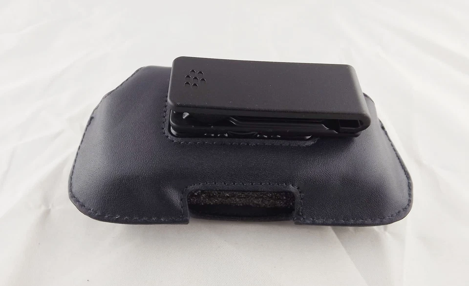 1pcs Black Leather Swivel Belt Clip Holster Pouch Case for Blackberry Curve 8520 - Image 3 of 4