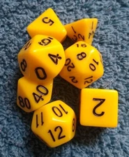 DUNGEONS & DRAGONS RPG DICE OPAQUE YELLOW