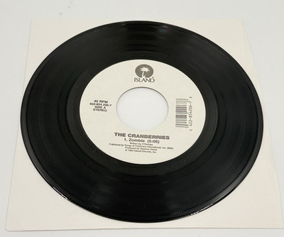 THE CRANBERRIES Zombie Ode To My Family 45 7'' VG++ vinyl single 1994 HEAR Clean!
