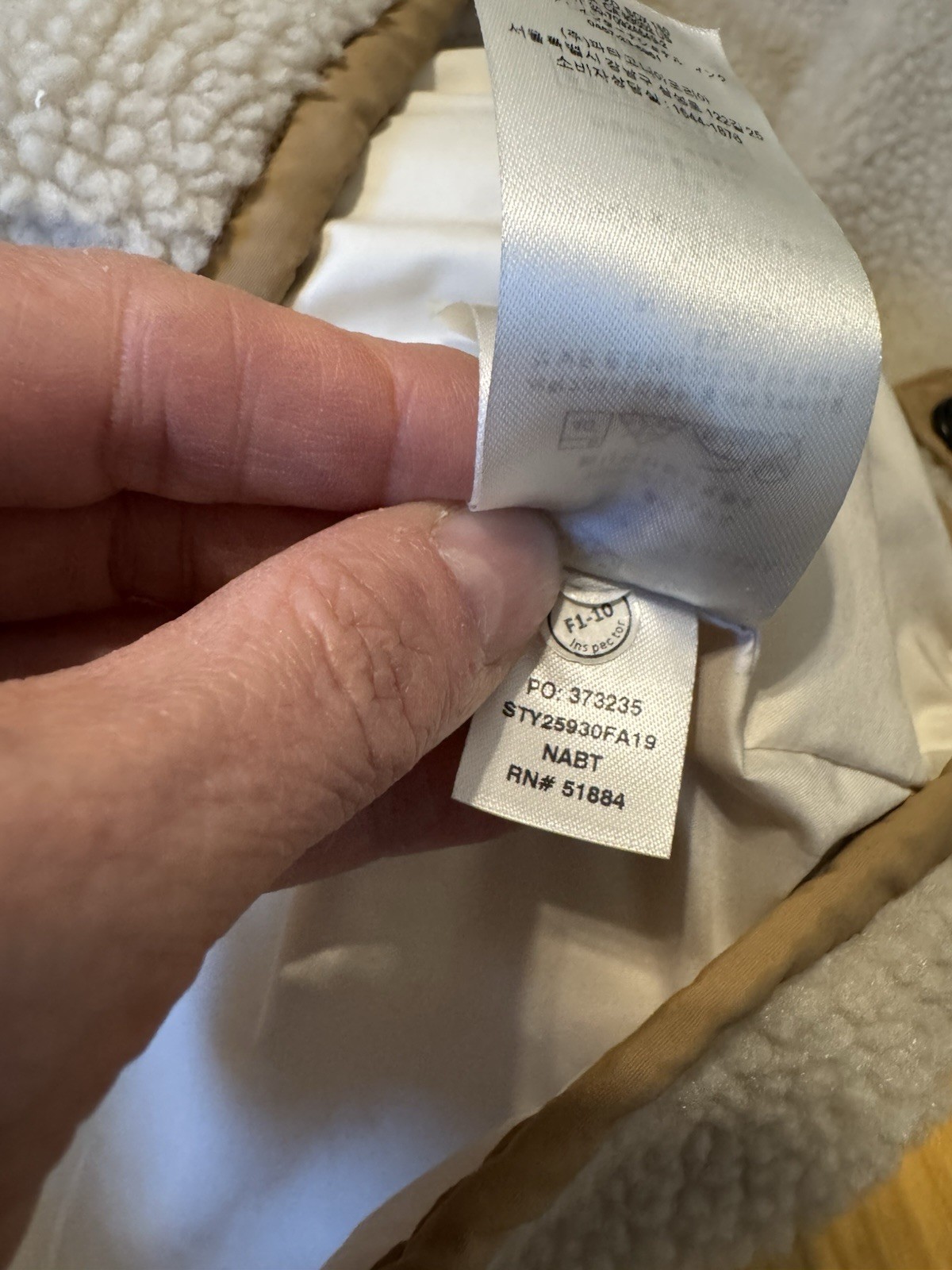 Patagonia Divided Sky Jacket Pile Fleece Womens S Drifter Natural w/Bearfoot Tan thumbnail 9