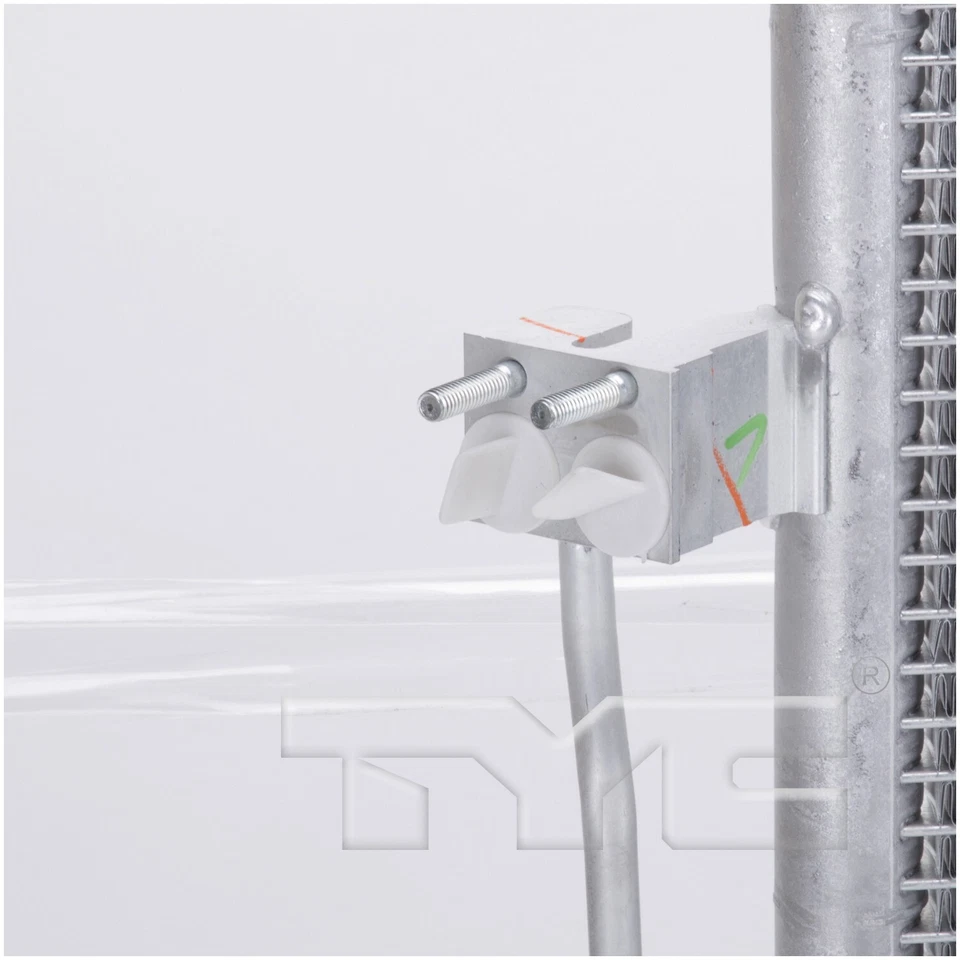 Condensador de aire acondicionado TYC para Mercedes-Benz 4421 Foto 2 de 4