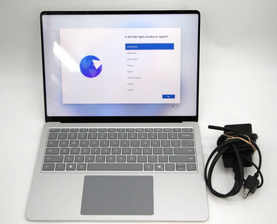 Microsoft Surface Laptop 7 13.8'' Snapdragon X1E80100, 16GB RAM, 512GB SSD -2036