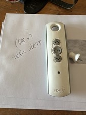 (QE4) Somfy Telis 1 RTS With Battery And Blind Mounting Pin