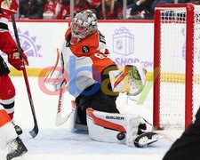 Dan Vladar Stretch Save vs Devils - Philadelphia Flyers 8x10 NHL Hockey Photo