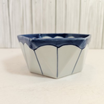 Vintage OMC Japanese Hexagon Blue White Small Bowl Trinket Dish Porcelain Stripe