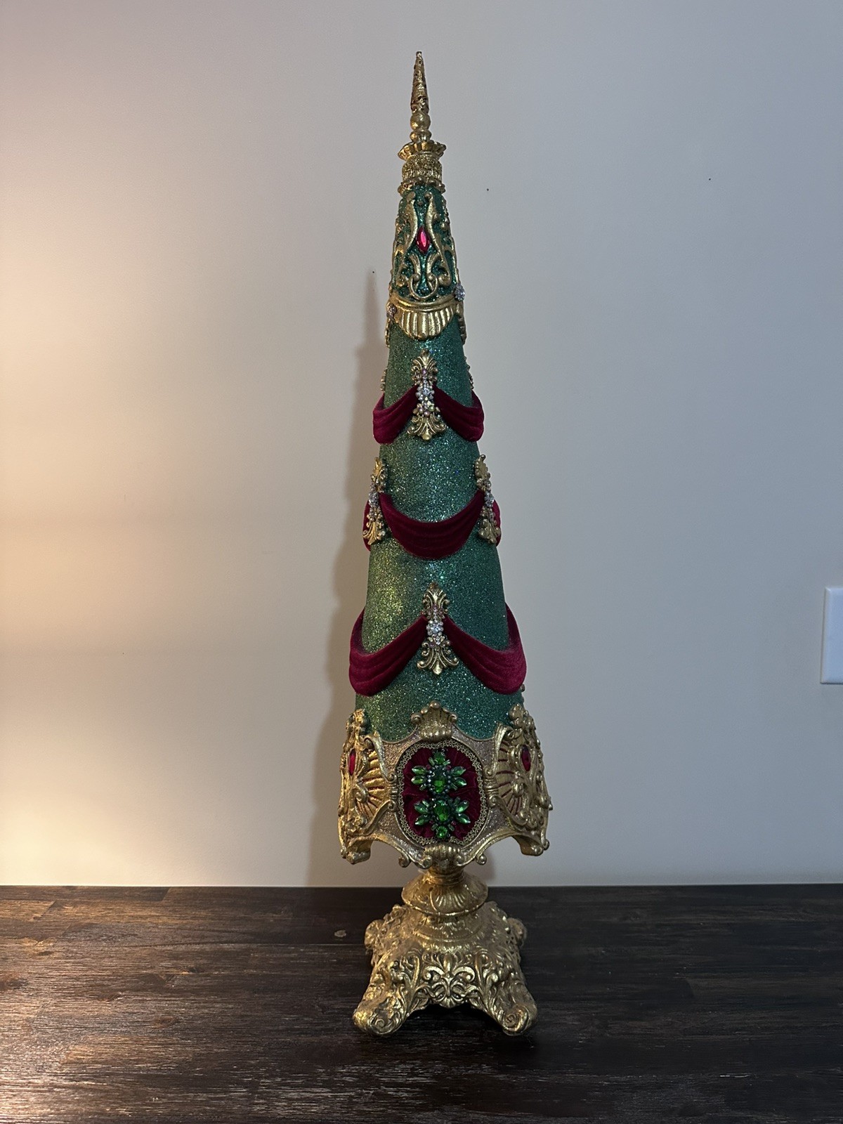 Katherine's Collection Jeweled Nutcracker Tabletop Tree 28328851 GREAT condition