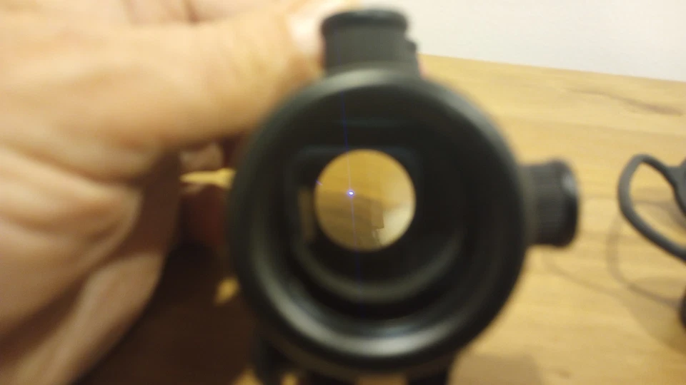 BSA Huntsman RGB Dot Scope 30mm illuminated Integrated Mount HMRGBD30CP open box - Image 3 of 4