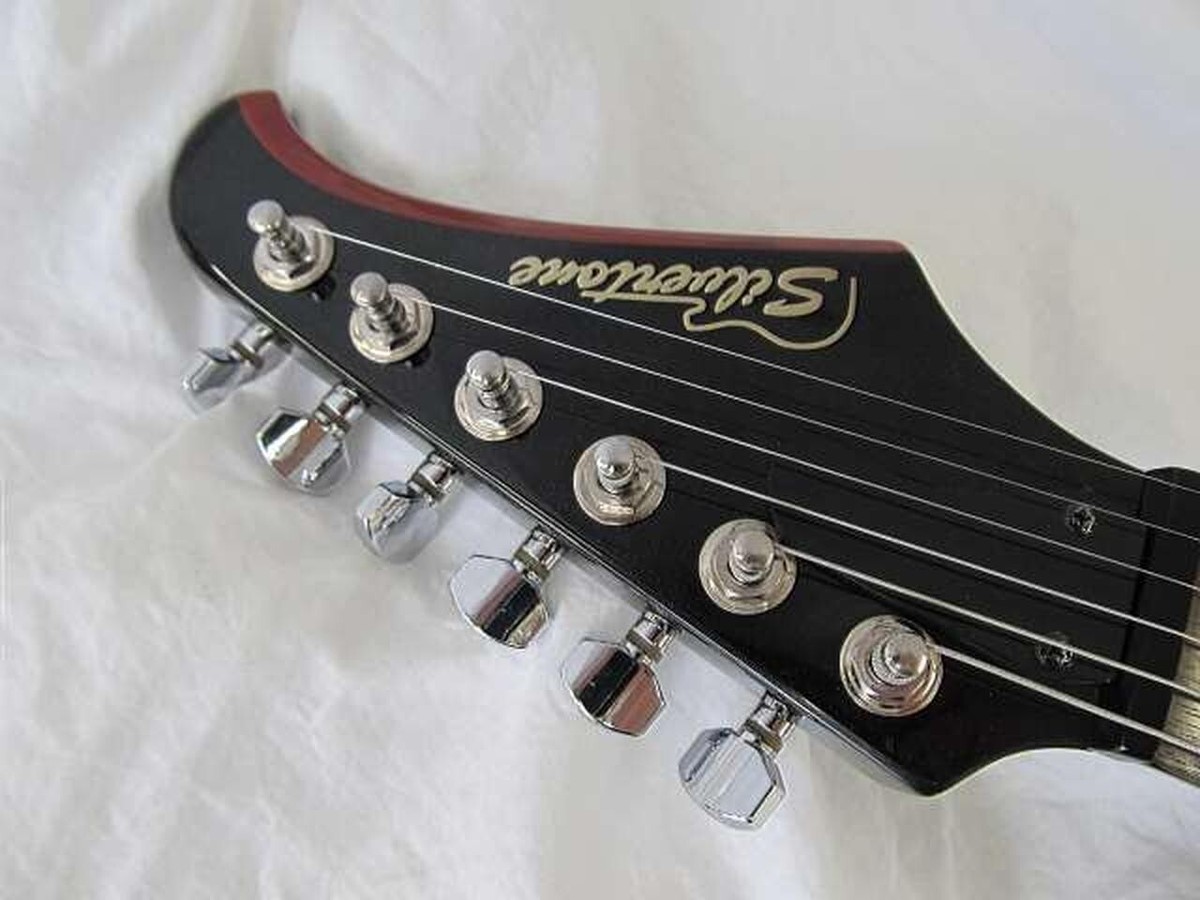 Silvertone PSAP1 Paul Stanley Signature Black & Red Solid Silvertone PSAP1 Paul Stanley Signature Black & Red Solid