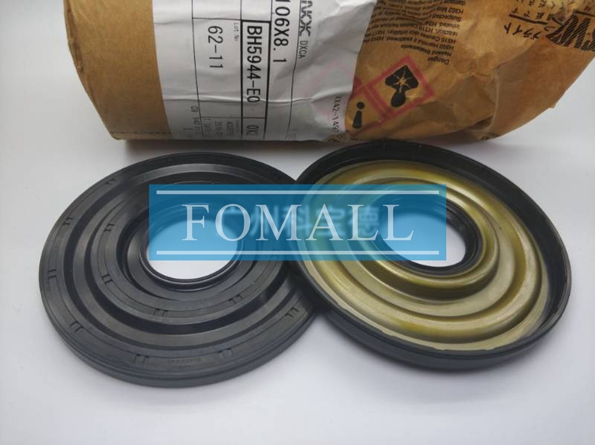 QTY:1 New For NOK Servo Motor Oil Seal BH5944E