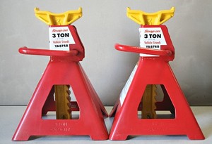 Snap-on 3 Ton Vehicle Stands, Pair of 2, YA874B, Very Good Used Condition