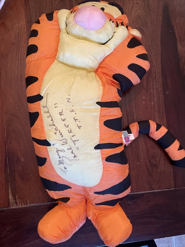 RARE Signed Paul Winchell Play By Play Tigger Plush Bedtime Friends Disney