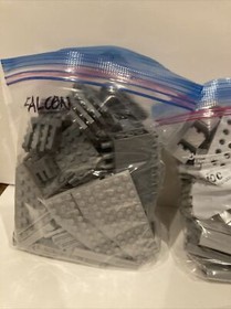 LEGO Star Wars: Millennium Falcon (7965)