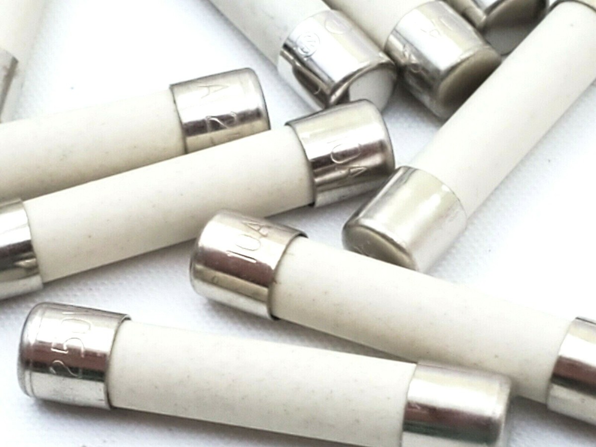 Lot Of 10 Littelfuse 3AB 10A 250V Ceramic Fast-Acting Fuses – 1/4 X 1-1/4 Inch