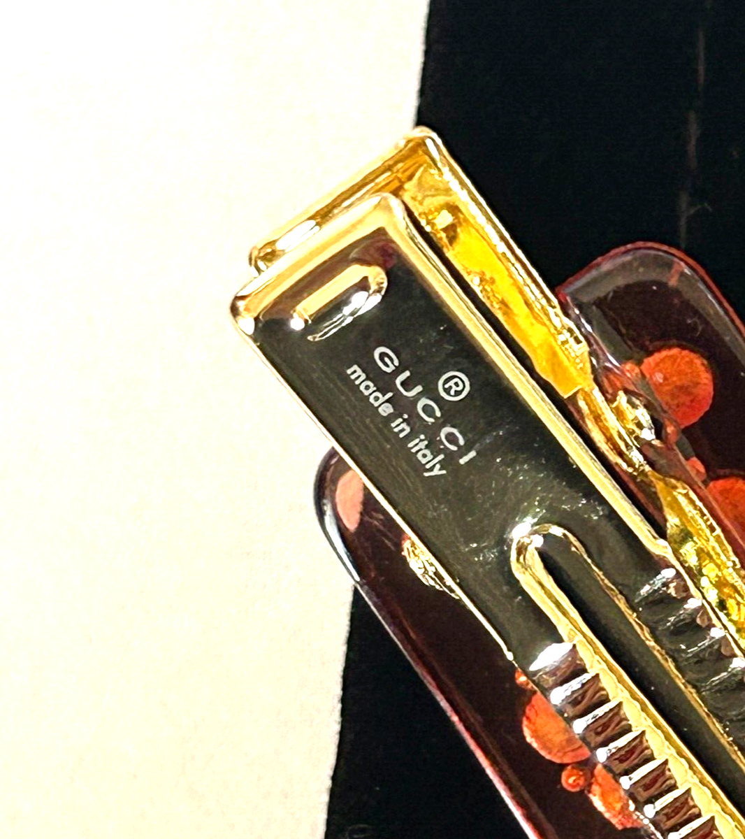 GUCCI HAIR CLIP Pink with White Crystals Dust Pouch Included. | eBay