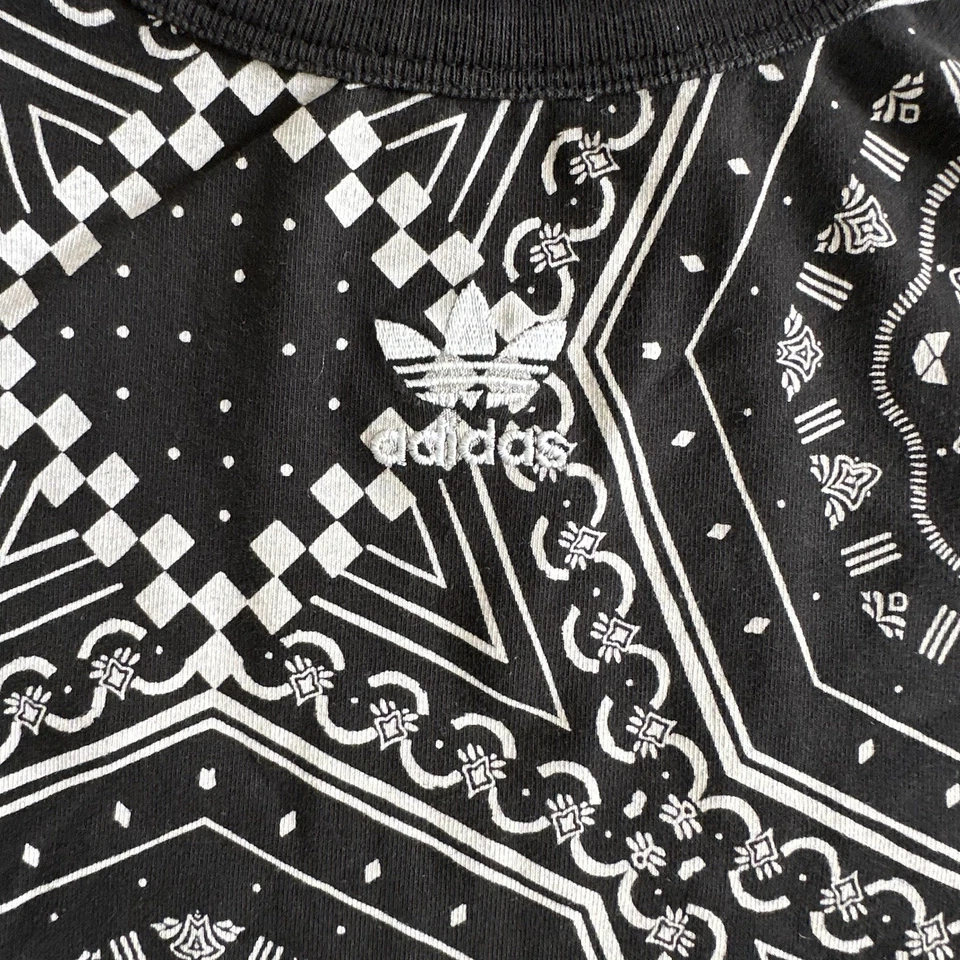 Camiseta corta Adidas geométrica negra blanca para mujer XS Foto 3 de 4